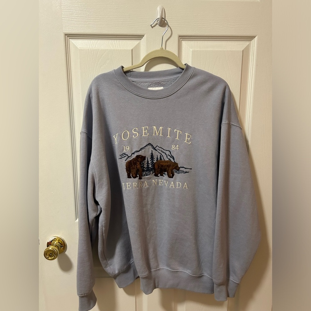 crewneck sweatshirt yosemite